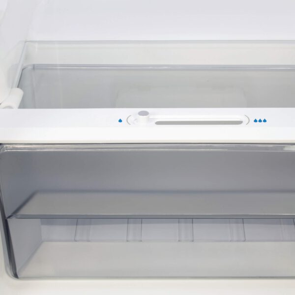 Danby - 21.44 Inch 7 cu. ft Top Mount Refrigerator in Stainless - DFF070B1BSLDB-6 - Image 6