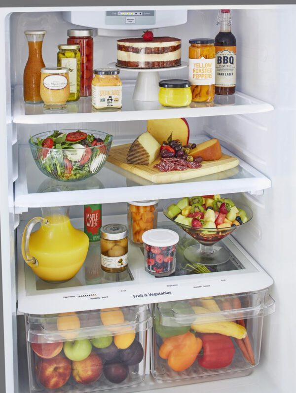 LG - 29.8 Inch 20.2 cu. ft Top Mount Refrigerator in Stainless - LTCS20020S - Image 3