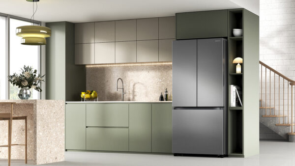 Samsung - 32.1875 Inch 24.5 cu. ft French Door Refrigerator in Stainless - RF25C5551SR - Image 7